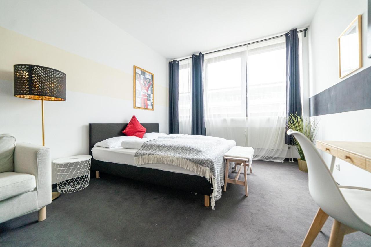 Full House Hostel Nurnberg - Shared Bath & Kitchen エクステリア 写真