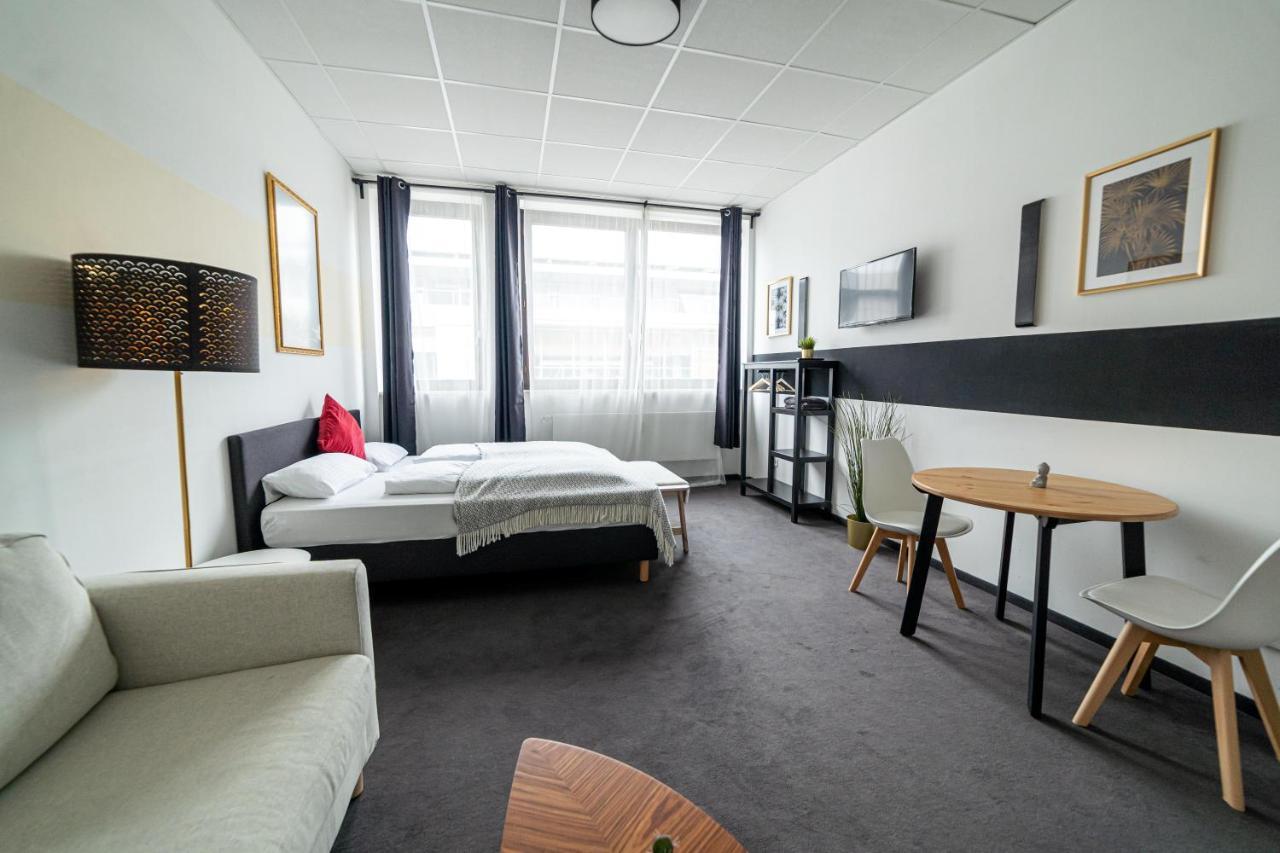 Full House Hostel Nurnberg - Shared Bath & Kitchen エクステリア 写真
