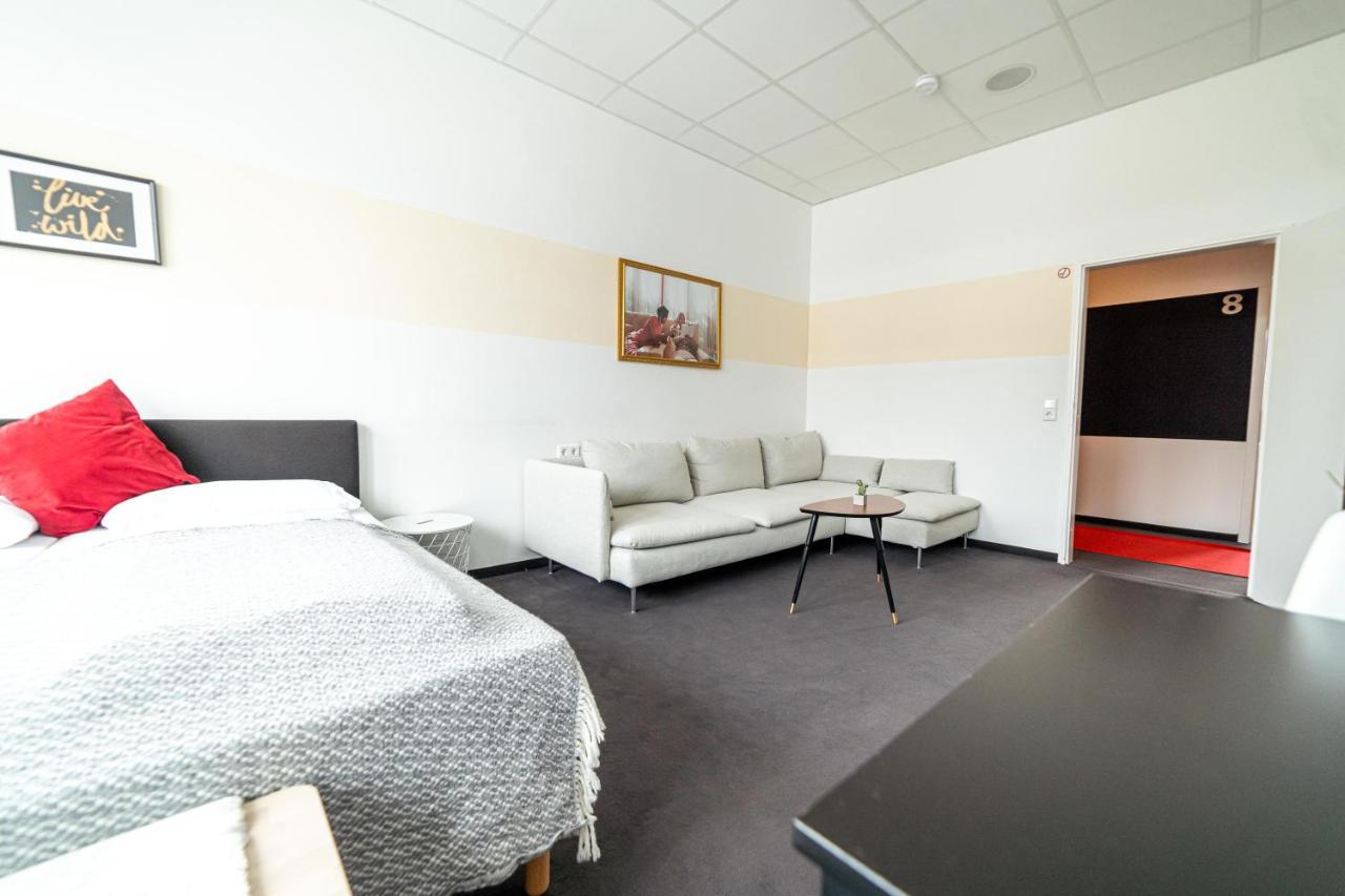 Full House Hostel Nurnberg - Shared Bath & Kitchen エクステリア 写真