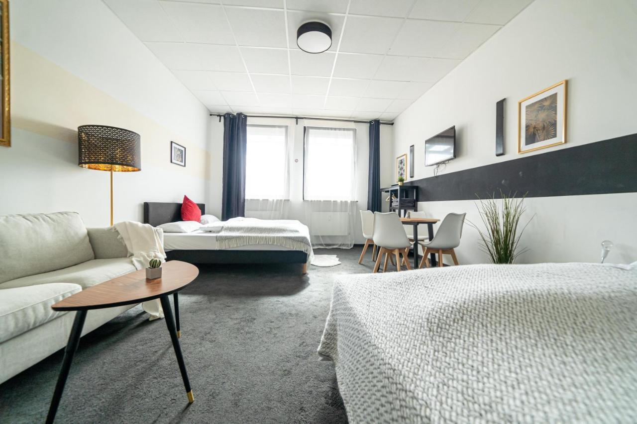 Full House Hostel Nurnberg - Shared Bath & Kitchen エクステリア 写真