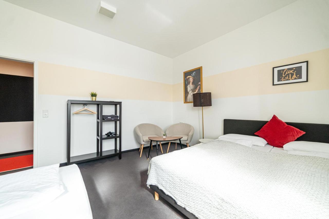 Full House Hostel Nurnberg - Shared Bath & Kitchen エクステリア 写真