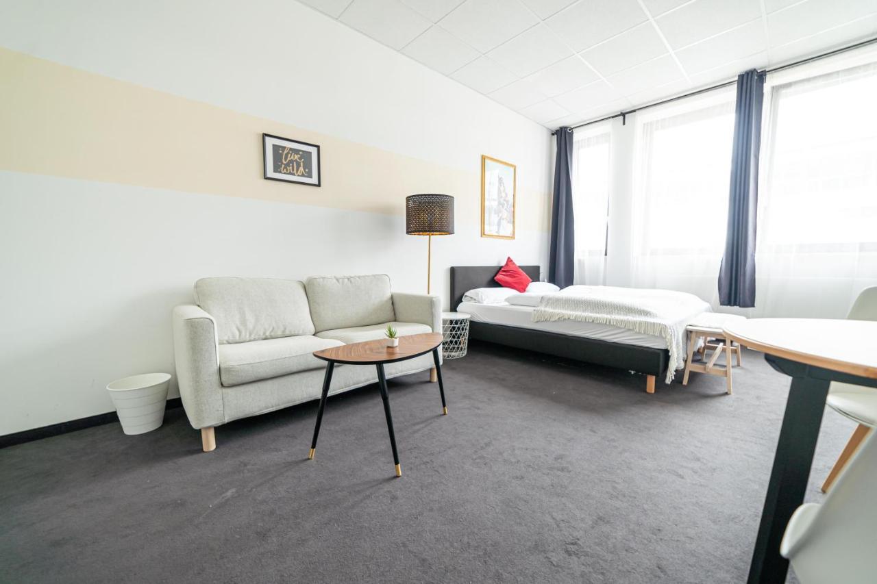 Full House Hostel Nurnberg - Shared Bath & Kitchen エクステリア 写真