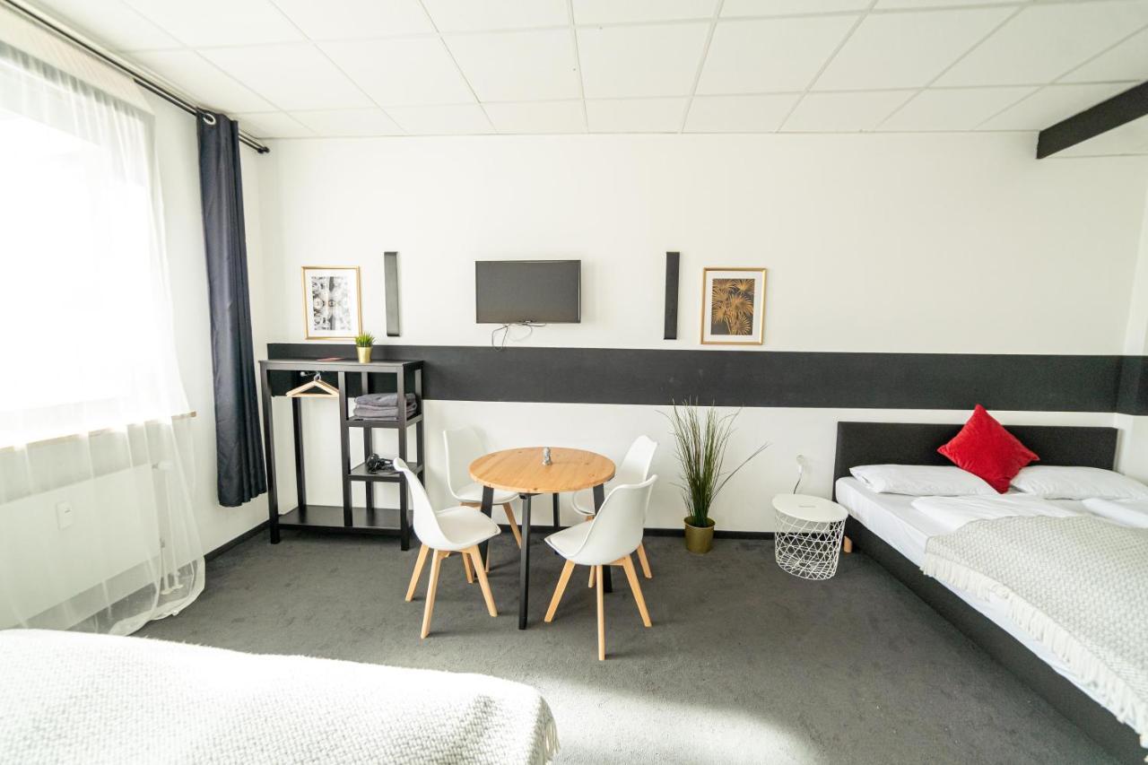 Full House Hostel Nurnberg - Shared Bath & Kitchen エクステリア 写真